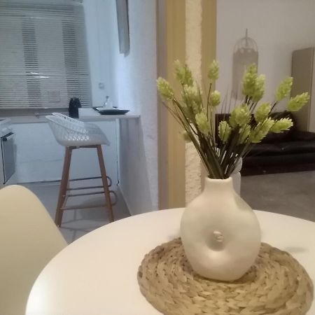 President Guest House Keratókambosz Kültér fotó