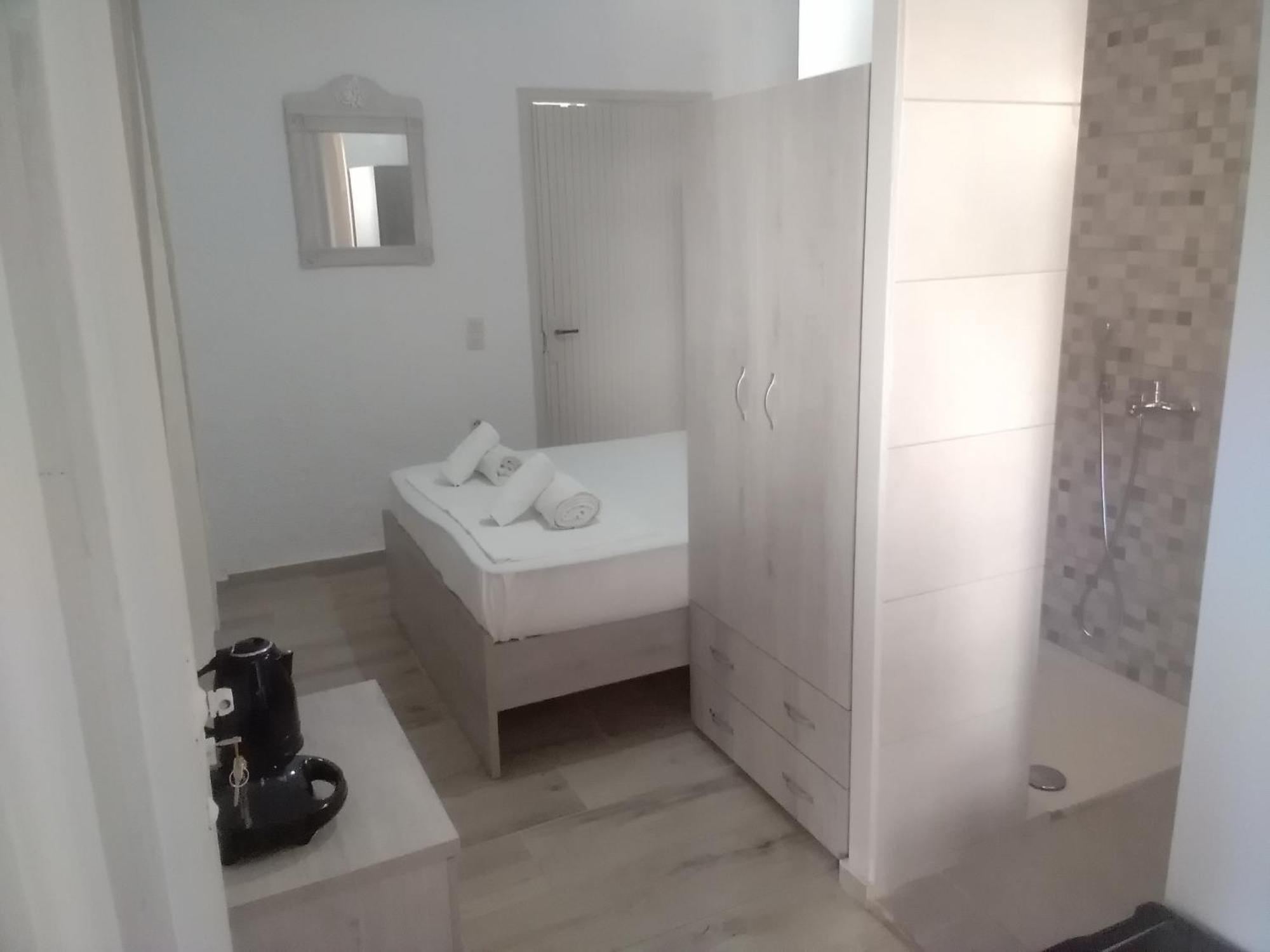 President Guest House Keratókambosz Kültér fotó
