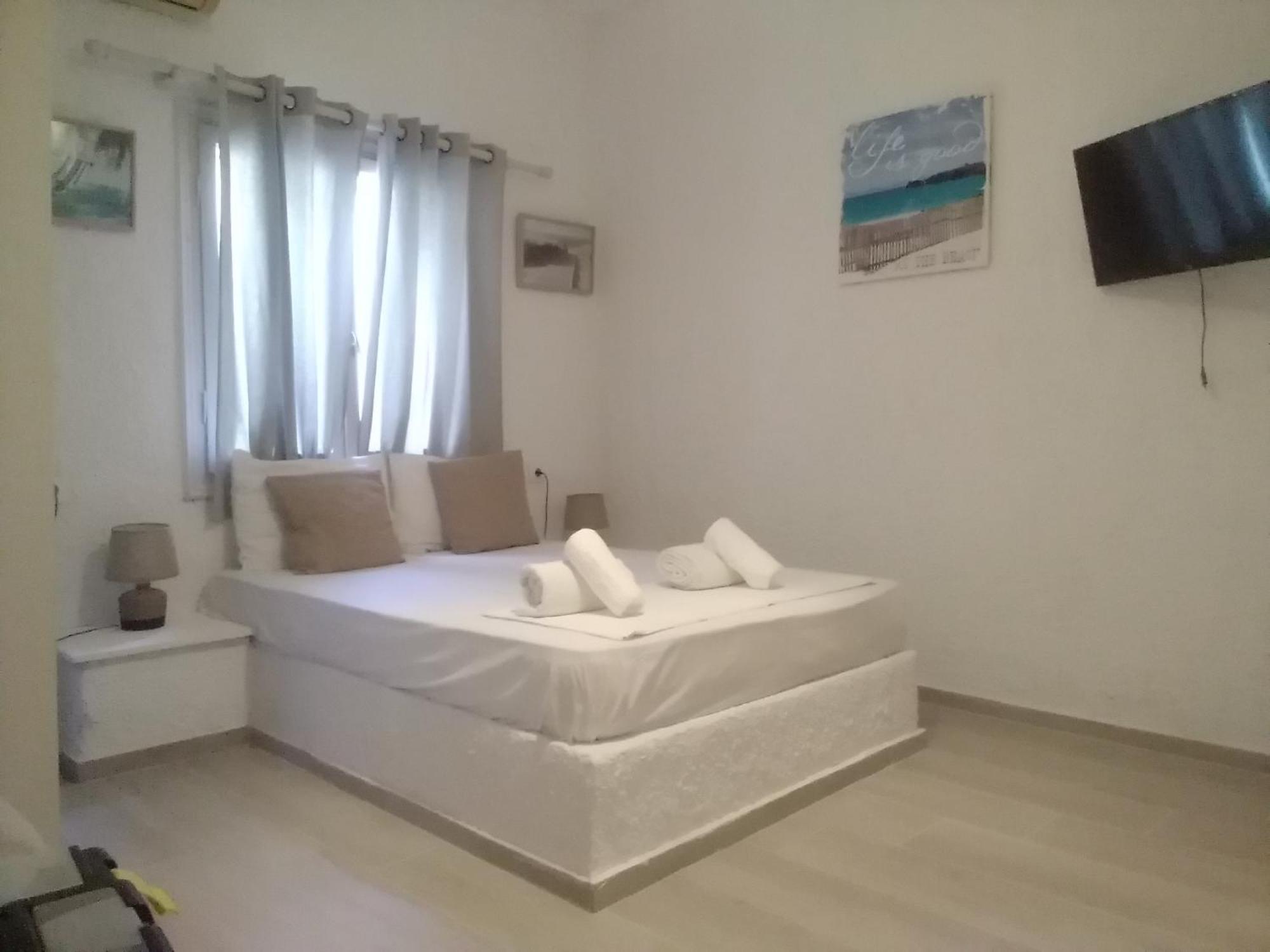 President Guest House Keratókambosz Kültér fotó